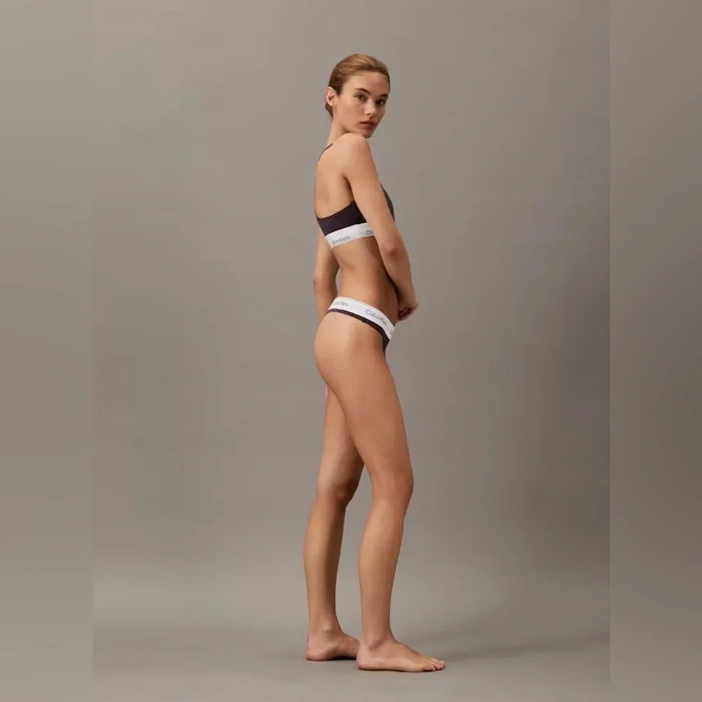 NWT Calvin Klein Set - Picture 4 of 9